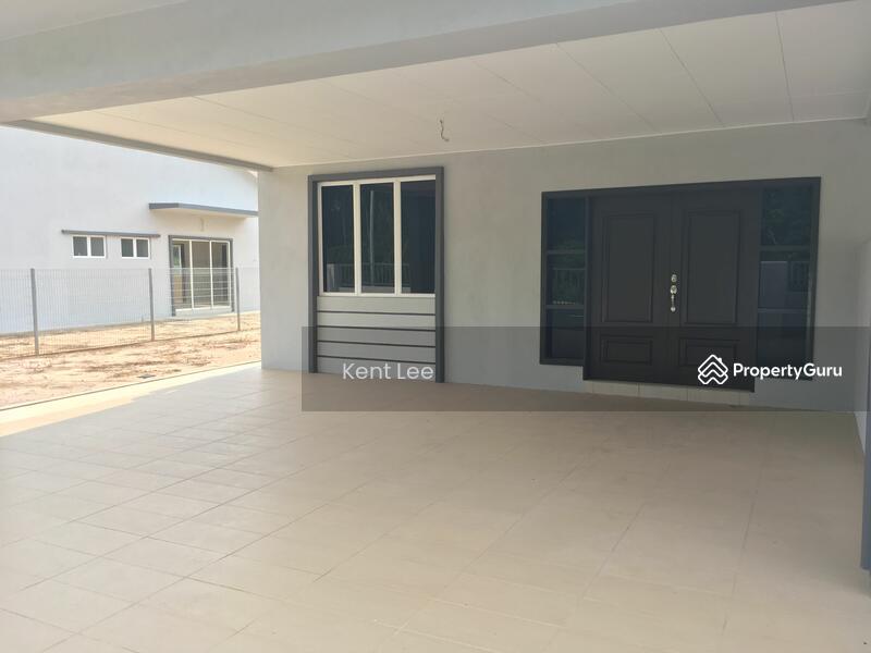 For Sale - PEMAJU: SEMI D BARU FULL Loan 38x82 3Bilik FREE Legal Kemuning South Tmn Bentara Jln Kebun Sek 30